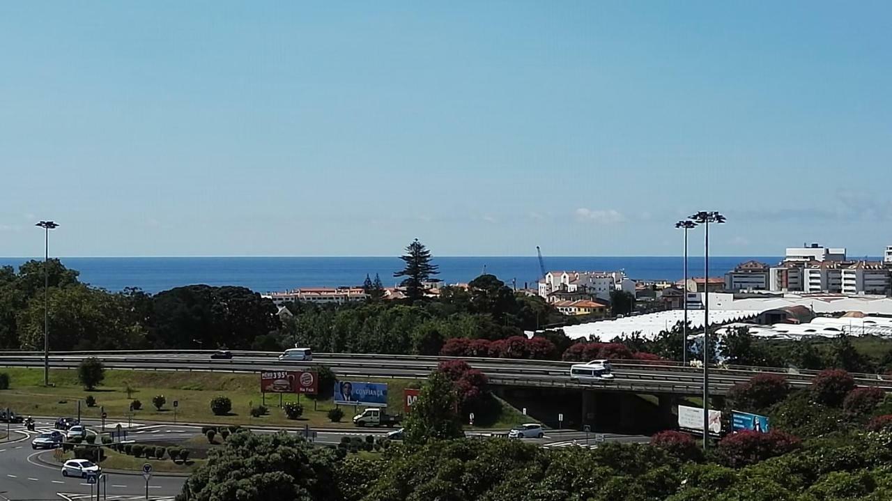 Ponta Delgada Green & Blue 3 Bedrooms מראה חיצוני תמונה