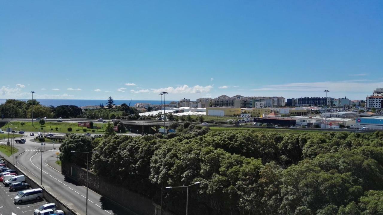 Ponta Delgada Green & Blue 3 Bedrooms מראה חיצוני תמונה